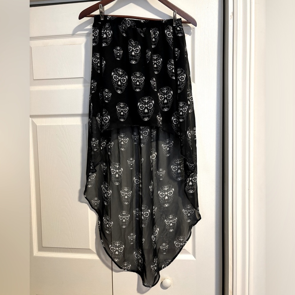 Skull Hi-Low Skirt